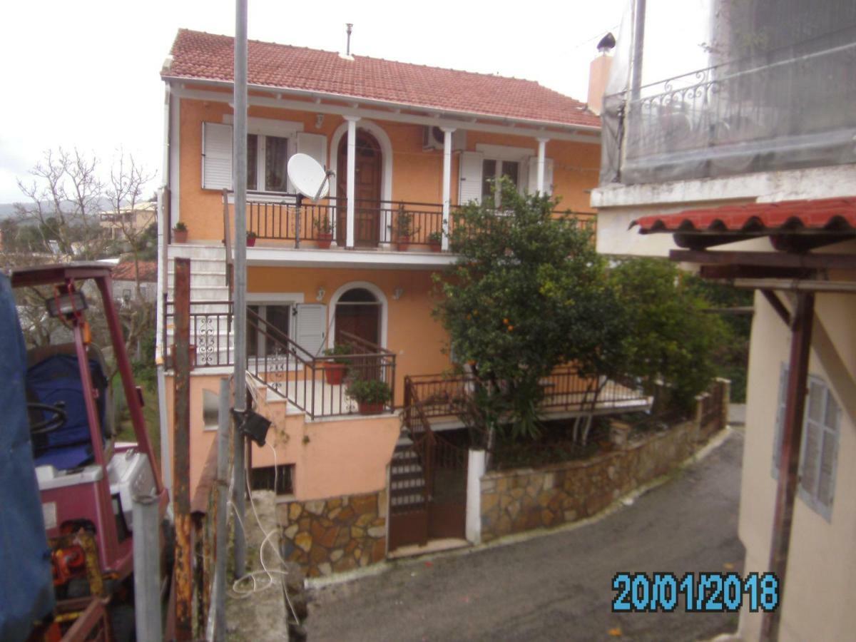 George'S House Apartment Agios Matthaios  Luaran gambar